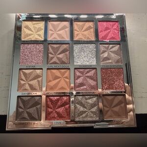 Revolution Pro Eyeshadow Palette Marylin Monroe